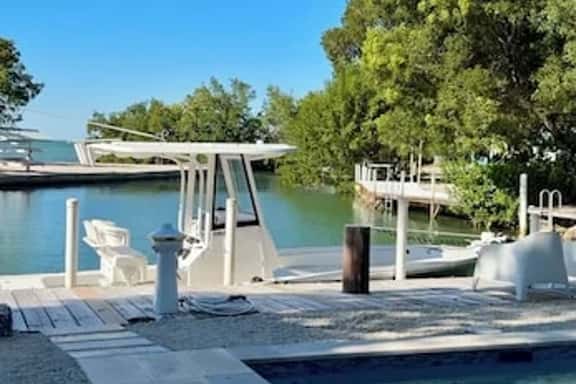 Manatee Bayside - Image 1